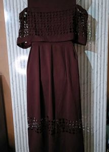 Chic Burgundy Cutout Shoulder Dress