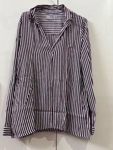 Chic Striped V-Neck Shirt