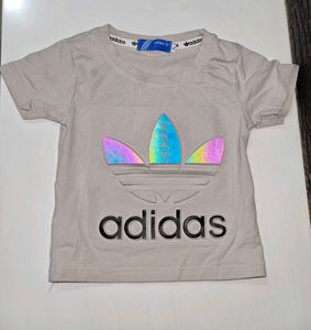 Adidas T-Shirt