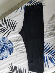 black leggings
