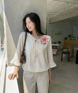New with tag Korean Cream Embroidered Bell Sleeve