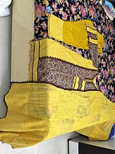 Chikankari Suit 💛