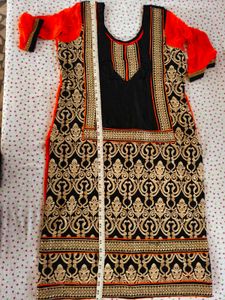 Elegant Black &amp; Orange Embroidered Kurta Set