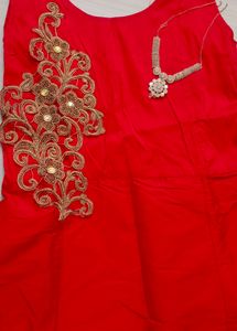 5)Rayon Straight Gown (Red Color)