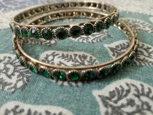 Elegant Emerald Bangles (Set of 2)