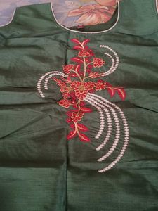 Elegant Green Embroidered Kurta
