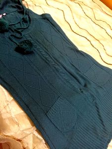 Woolen Teal Top