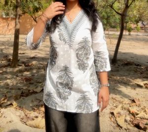 Elegant Printed Kurta