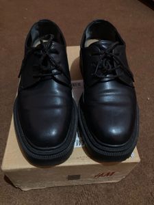 H&amp;M Black Lace-Up Oxford Shoes