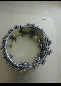 Vintage Style Silver Tone Cuff Bracelet