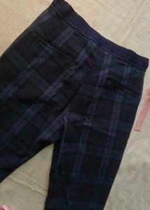 Stylish Plaid Skinny Pants