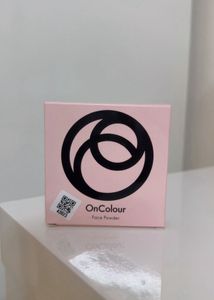 Brand New Oriflame Face Compact Powder (Light)