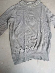 Elegant Gray Pearl Embellished Knit Sweater