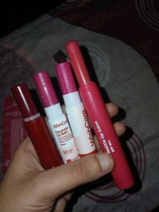 COMBO of DOT &amp; KEY, wishcare &amp; Blue Heaven lippies