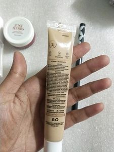 Just Herbs Makeup Kit