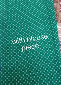 Vibrant Paisley Print Saree