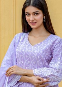 Elegant Lavender Embroidered Kurta