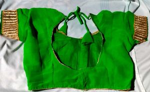 PRINCESS CUT DESVibrant Green Blouse with Gold TRI