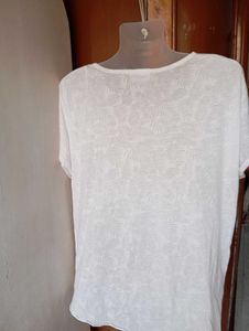 White Graphic Print T-Shirt