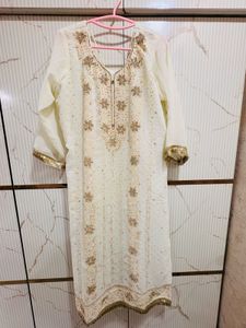 Elegant Off-White Kurta Set with Gold Embroidery