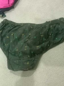 Comfortable Floral Briefs