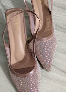 Sparkling pointed Pink Heels