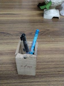 Wooden Pen Holder