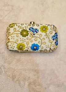 Floral Embroidered Clutch