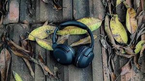 JBL TOUR ONE M2 Headphones - Black