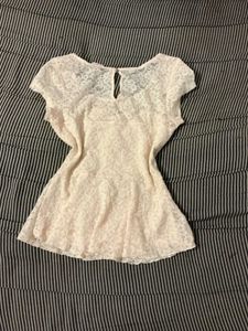 Elegant Lace Cap-Sleeve Top