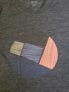 ​Esprit Graphic T-Shirt 👕