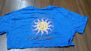 Cute Blue Graphic T-Shirt 💗