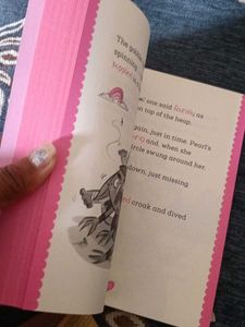 pearl the dancing unicorn ( scholastic) children '