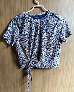 Floral Tie-Front Cropped Top