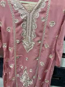 Embroidered Pink Kurta Set