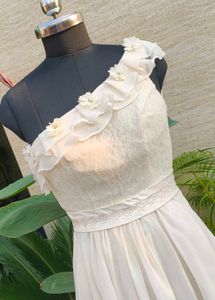 Elegant One-Shoulder Lace Dress