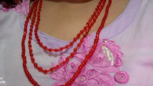 Neck Piece