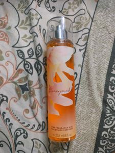 Bath And Body Works Honeysuckle Mist