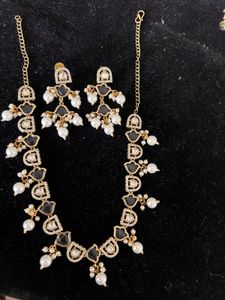 Designer Necklace &amp; Earring Set