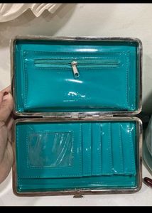 Never Used ✨👌🏻Teal Kisslock Wallet