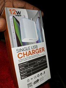 VICON 12 WALT FAST CHARGER.