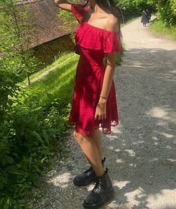 Chic Off-Shoulder Lace Dress♥️💋