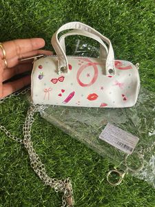 Clinique Mini Duffle Bag Pouch With Chain