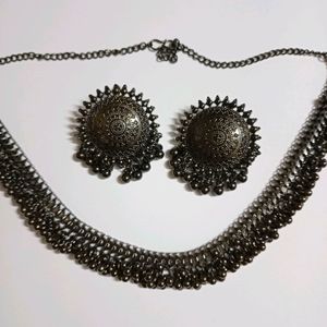 Flash Sale Of Choker
