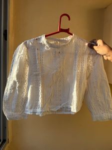 Women's White Lace Crop Top size XS