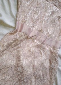 The Rose Elegance Lace Dress 🌸