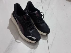 Puma Black Sports Shoes / Sneakers for Men