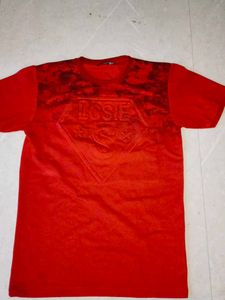 Red Graphic Tee by LOSIE