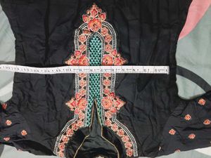 Black Embroidered Kurta