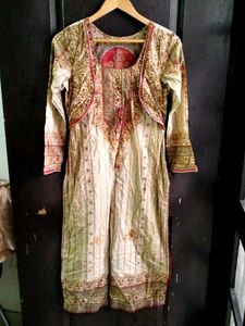 Donation Pakistani Kurta (Flawed)